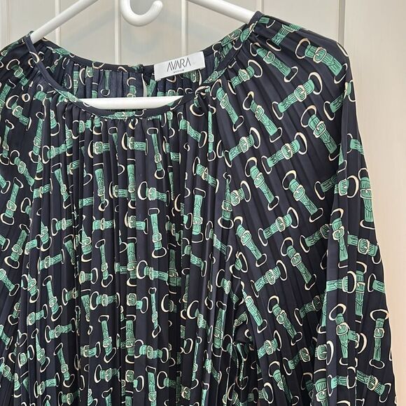 Avara Pleated Kathryn Top Navy Green Belt Print Size Medium - Picture 3 of 9